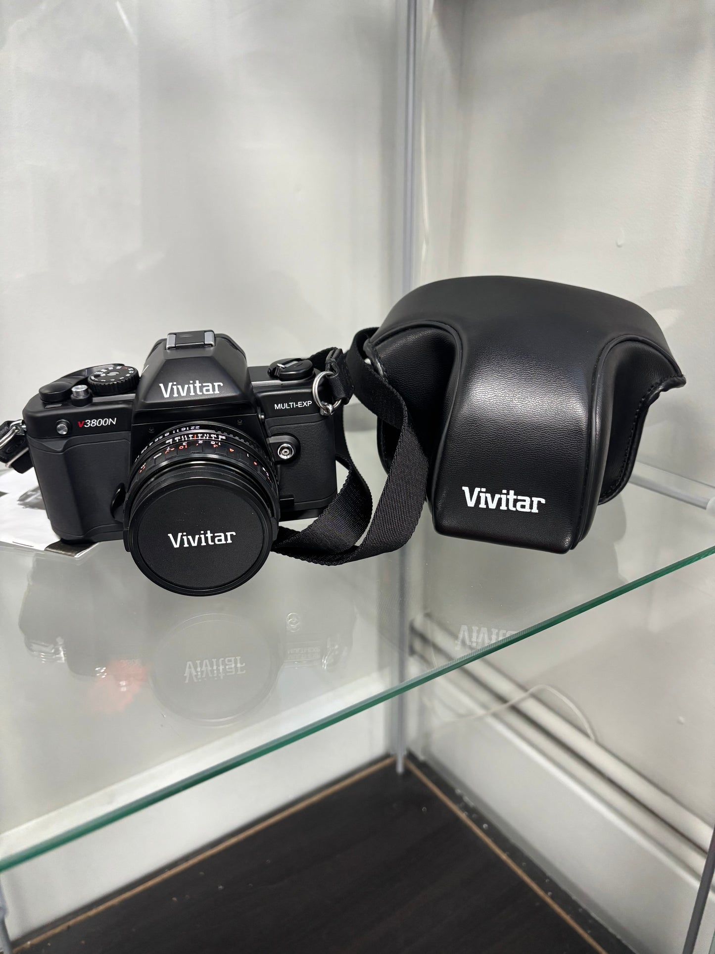 Vivitar V3800N Film Camera 35mm - Like New condition