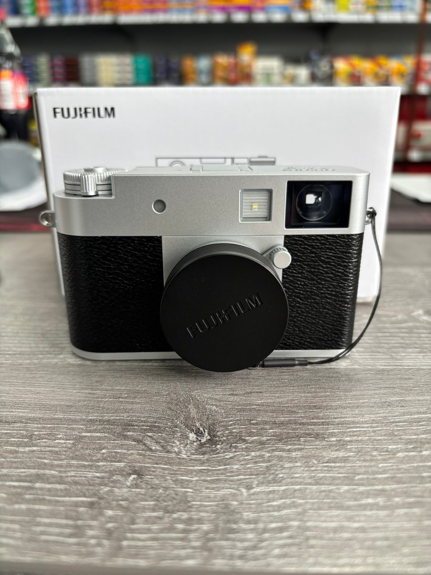 Fujifilm X-Half - Silver Argent - Almost New with Lexar 64GB SD Card