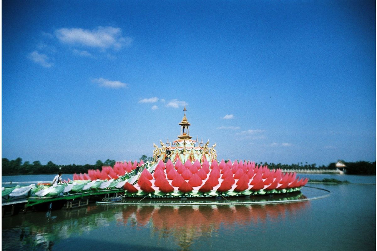 Lomography LomoChrome 92 400 ISO 120 Film